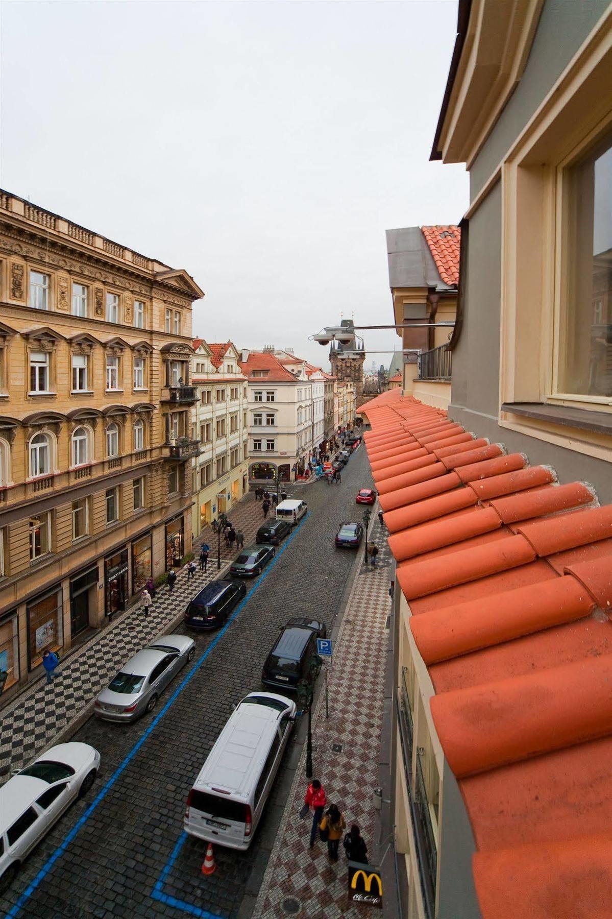 Louren - The Bridge 4* Praha