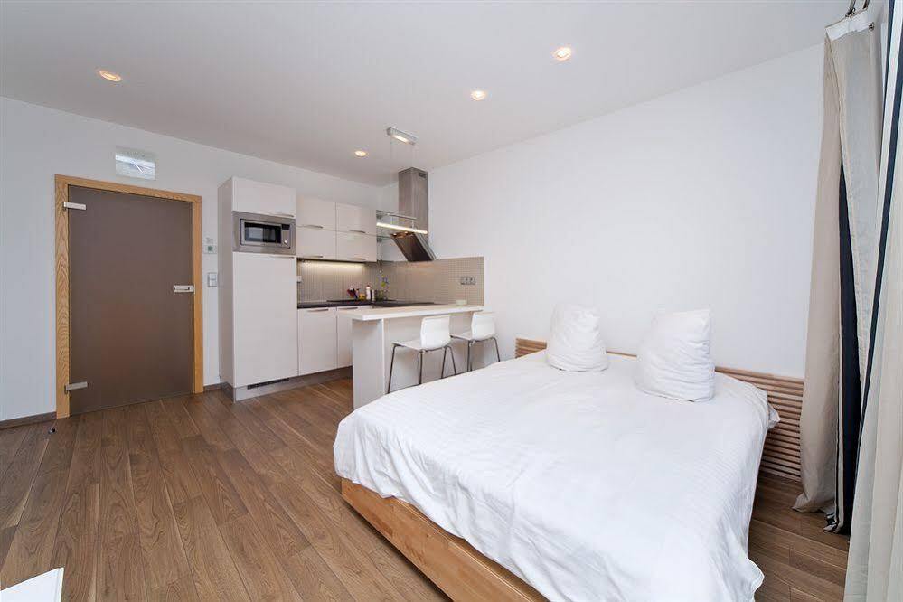 Aparthotel Louren - The Bridge 4*